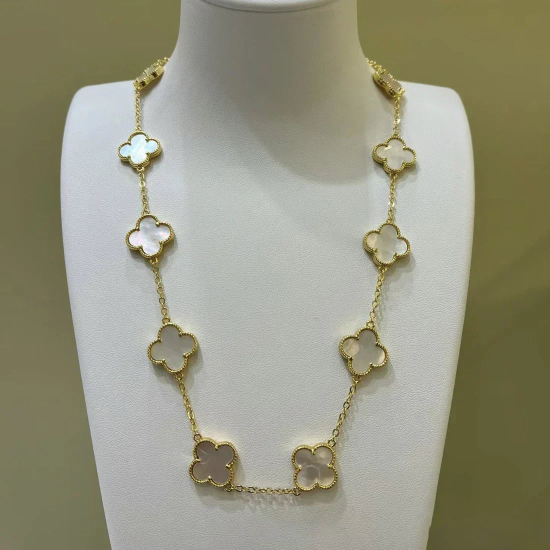 CLOVER | Collana Bianca 10 Motivi