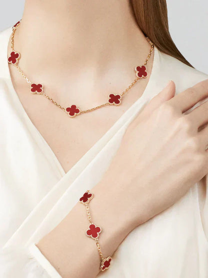 CLOVER | Collana Rossa con 10 Motivi