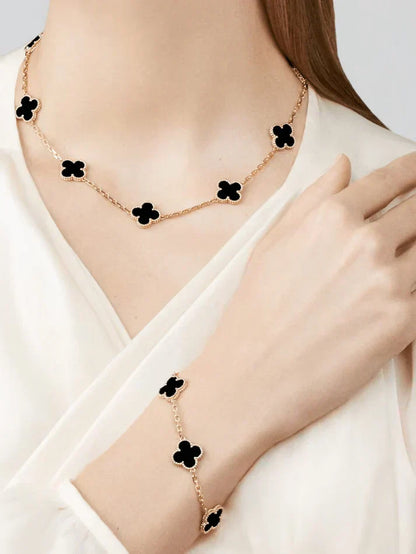 CLOVER | Collana Nera 10 Motivi