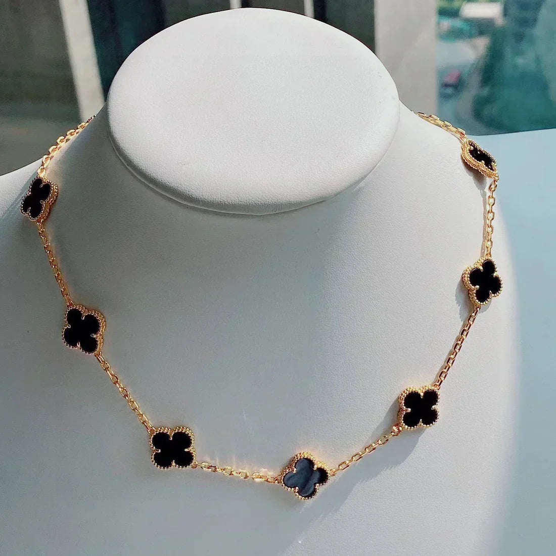 CLOVER | Collana Nera 10 Motivi