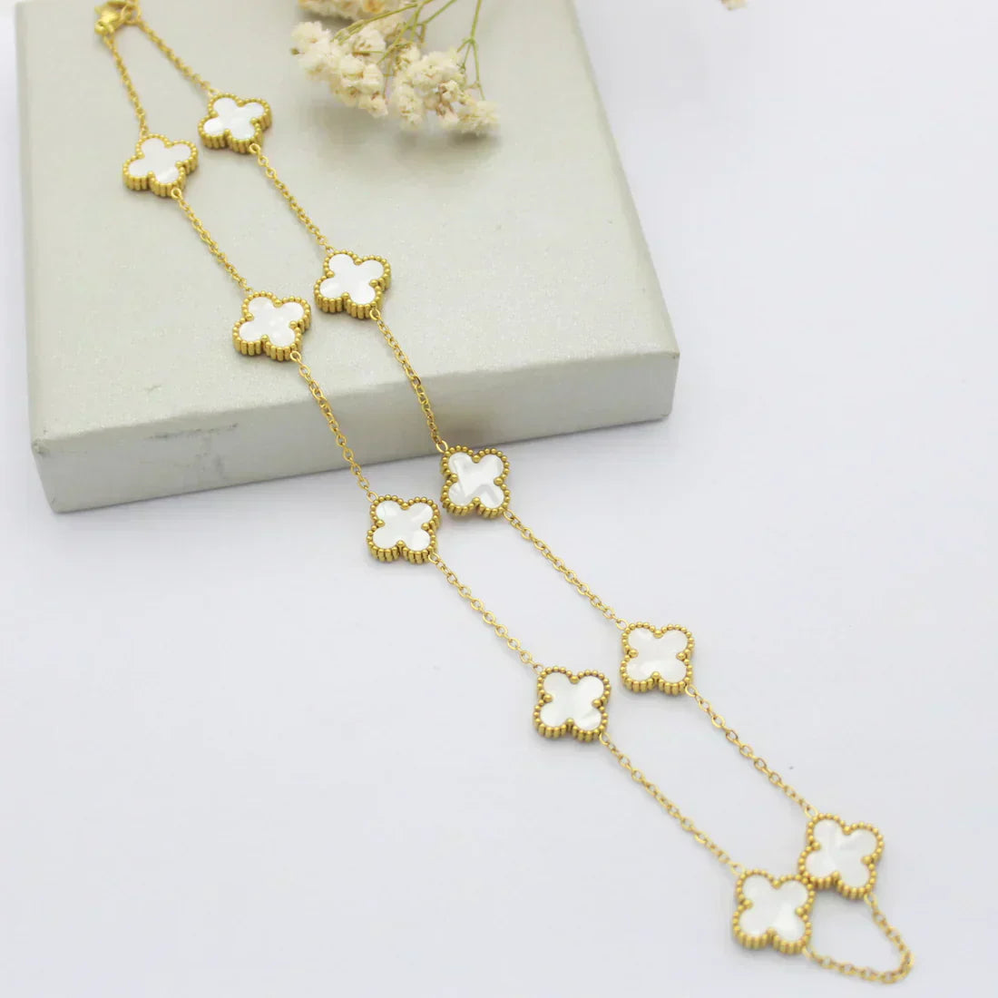 CLOVER | Collana Bianca 10 Motivi