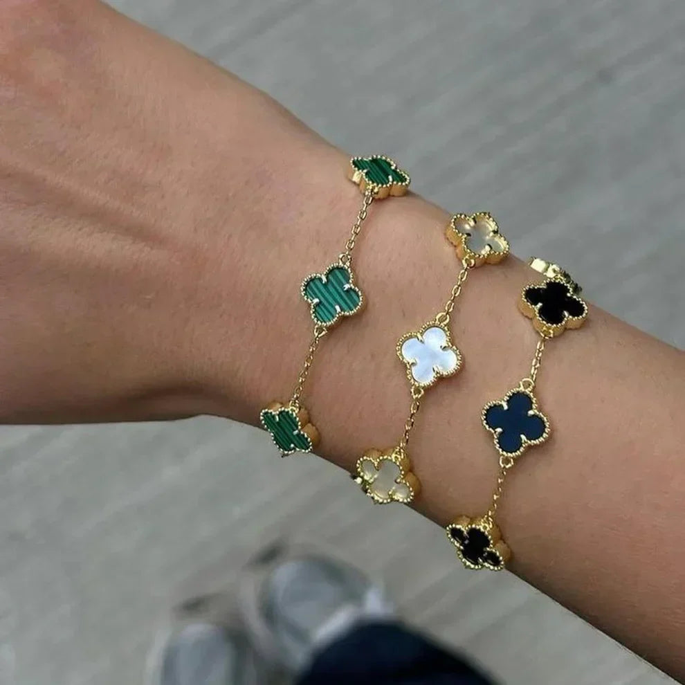 Set di Bracciali a Tre Pezzi con Trifoglio
